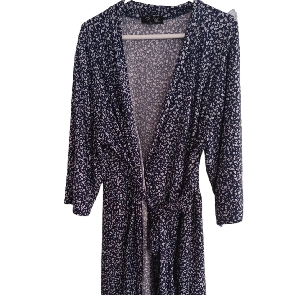 RENE ROFE NAVY BLUE FLORAL ROBE